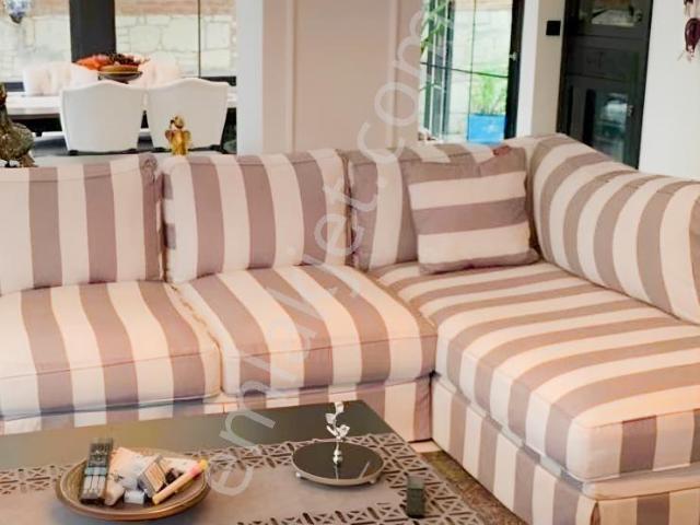 Çeşme, İzmir içerisinde kiralık Villa
