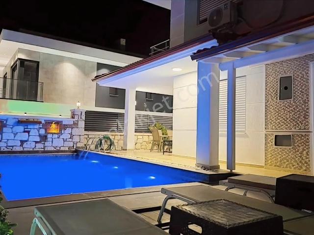 Çeşme, İzmir içerisinde kiralık Villa