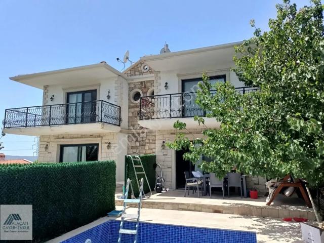 Çeşme, İzmir içerisinde kiralık Villa
