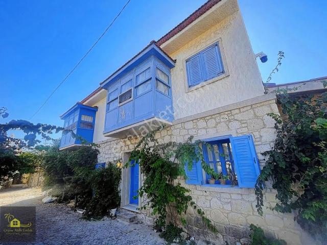 Çeşme, İzmir içerisinde satılık Villa