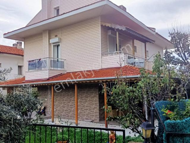 Çeşme, İzmir içerisinde satılık Villa