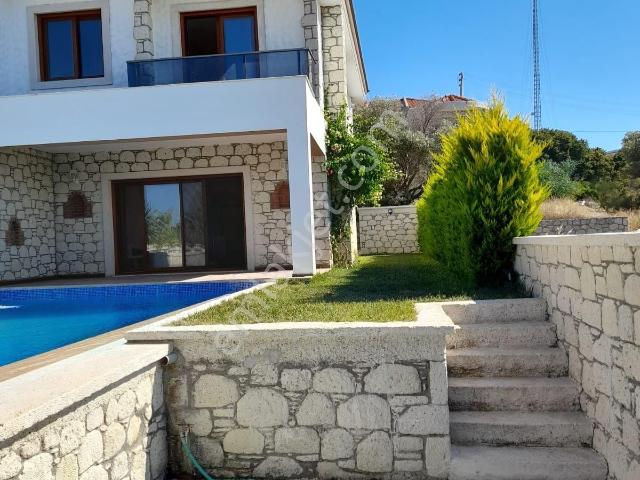 Çeşme, İzmir içerisinde satılık Villa