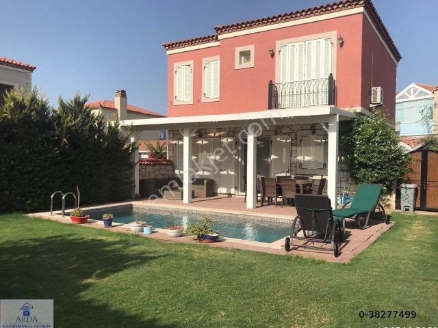 Çeşme, Alaçatı Mahallesi içerisinde satılık Villa