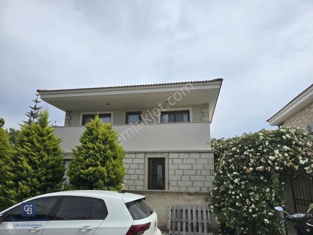 Çeşme, İzmir içerisinde kiralık Villa