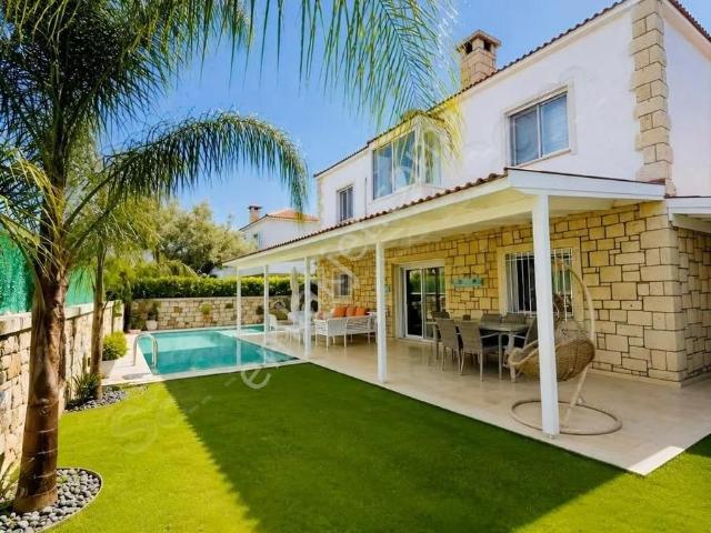 Çeşme, İzmir içerisinde kiralık Villa