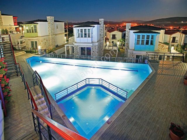 Çeşme, İzmir içerisinde kiralık Villa