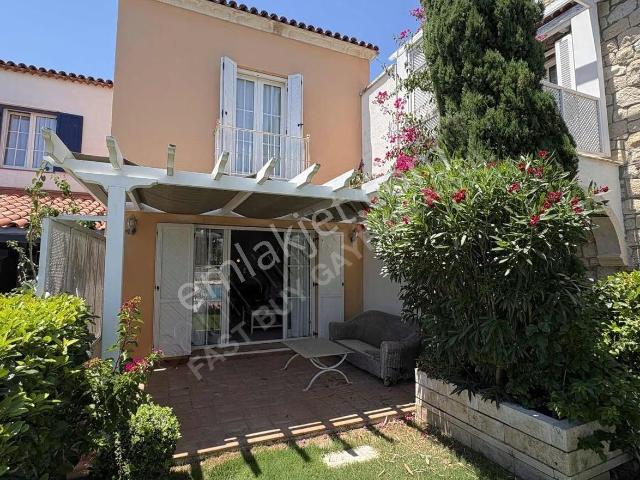 Çeşme, İzmir içerisinde kiralık Villa