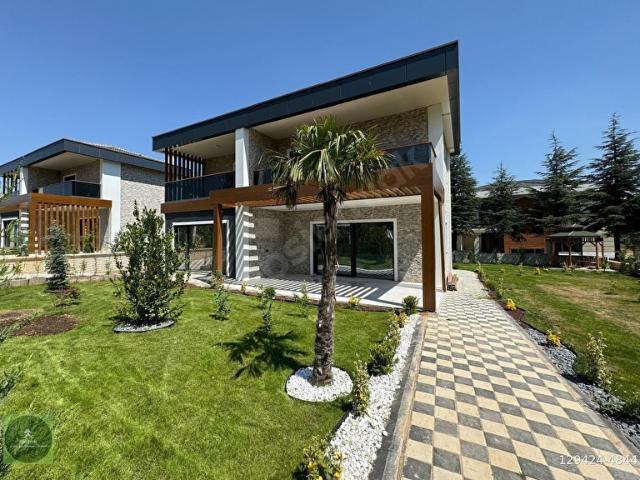 Gölbaşi, Ankara içerisinde satılık Villa