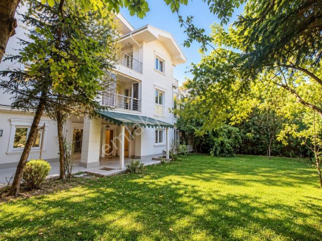 Alacaatlı Mahallesi, Çankaya içerisinde satılık Villa