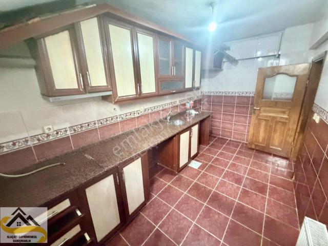 Sultangazi, İstanbul içerisinde kiralık mülk