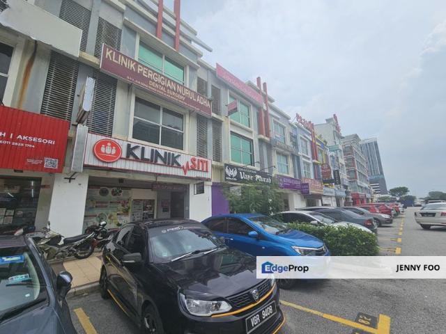 Shop for rent in Petaling, Alam Impian