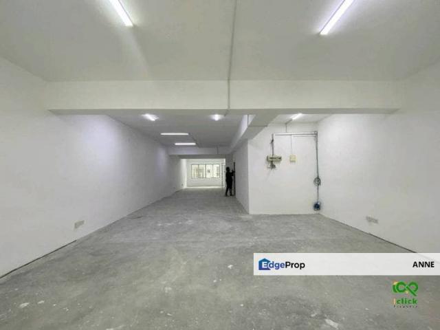 Shop for rent in Petaling, Alam Impian