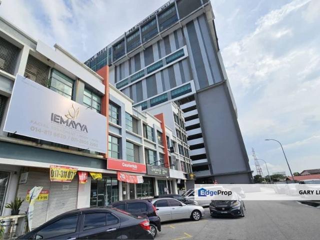 Shop for sale in Petaling, Alam Impian