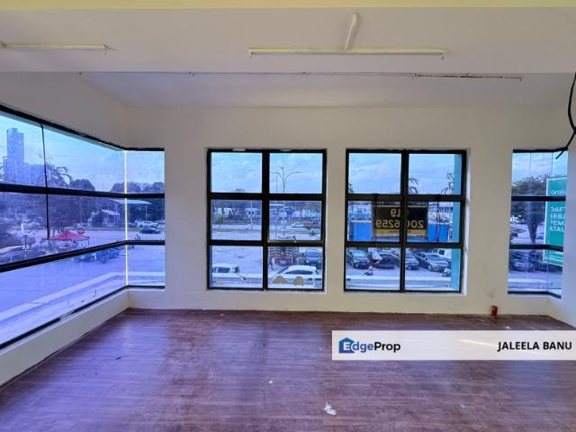 Shop for rent in Alam Impian, Selangor
