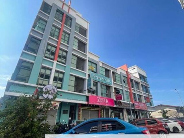 Shop for rent in Alam Impian, Selangor