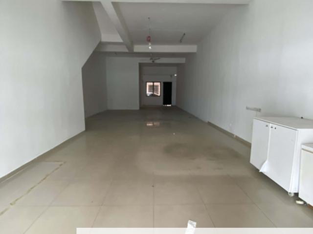 Shop for rent in Alam Impian, Selangor