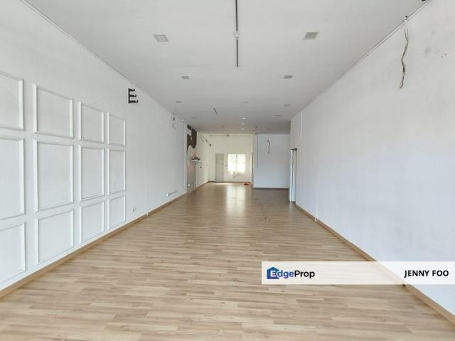 Shop for rent in Petaling, Damansara Damai