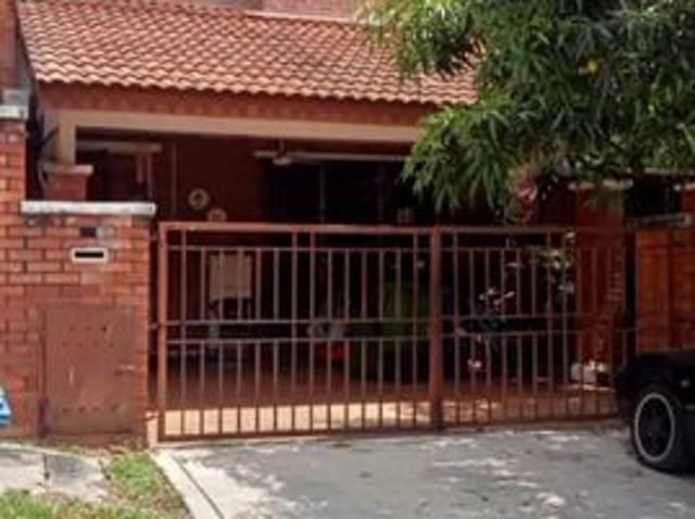 House for sale in Petaling, Alam Impian