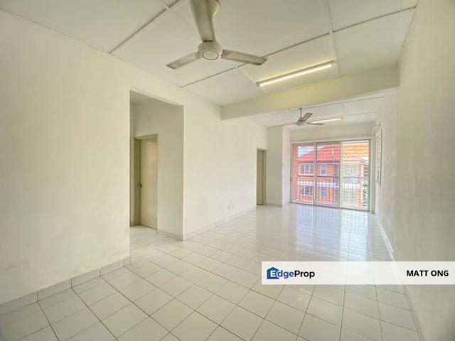 Flat for sale in Petaling, Alam Impian