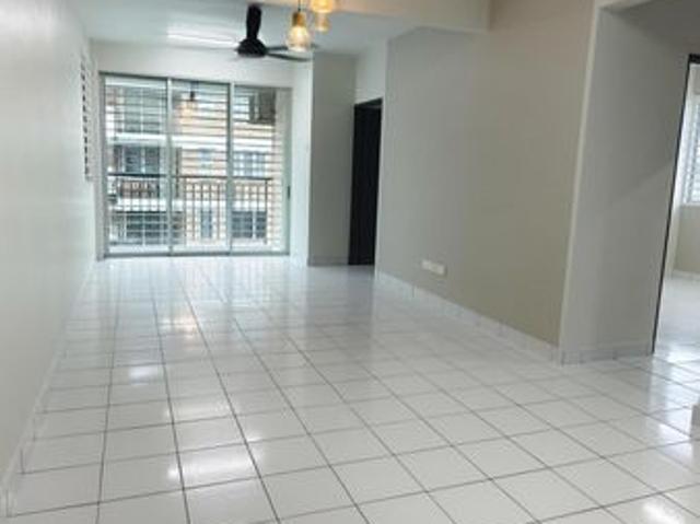 Condominium for sale in Petaling, Alam Impian