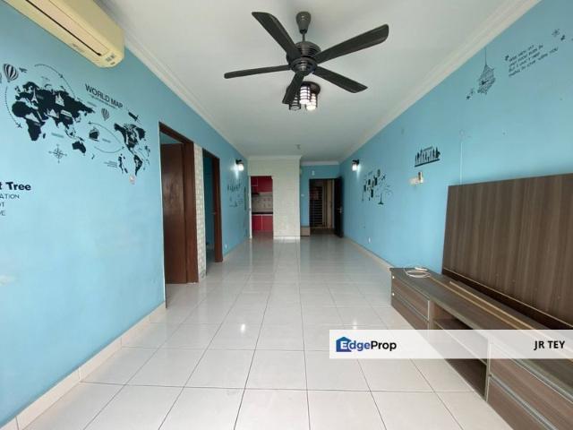 Condominium for sale in Petaling, Alam Impian