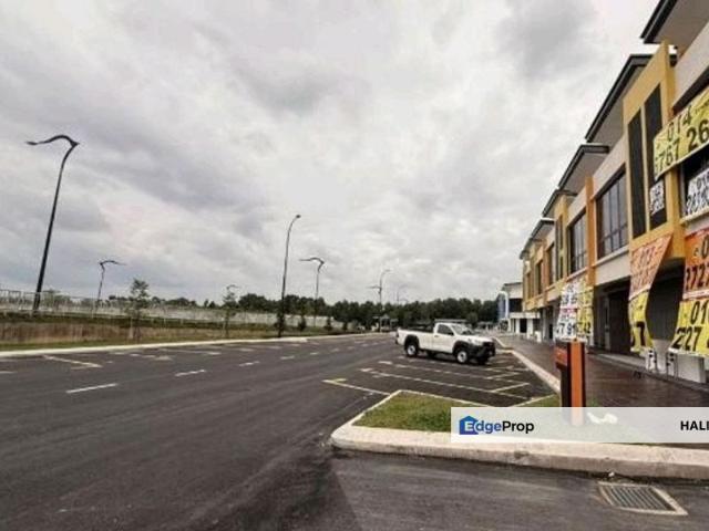 Shop for rent in Alam Impian, Selangor