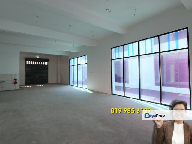 Shop for rent in Alam Impian, Selangor