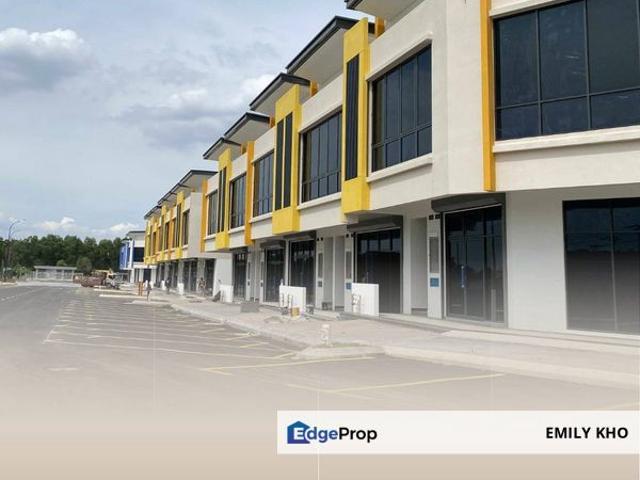 Shop for rent in Alam Impian, Selangor
