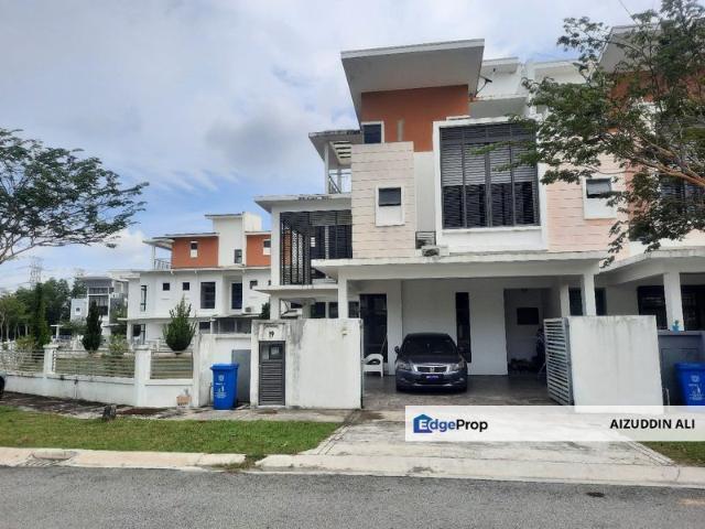 House for sale in Seksyen 35, Shah Alam