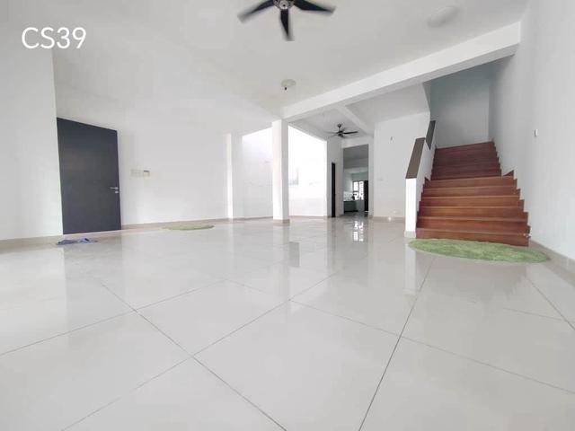 Terraced House for sale in Seksyen 35, Shah Alam
