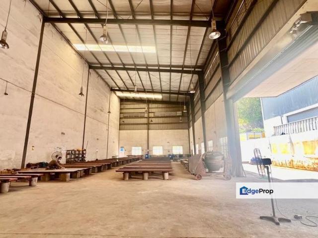 Warehouse for sale in Bukit Ledang, Johor