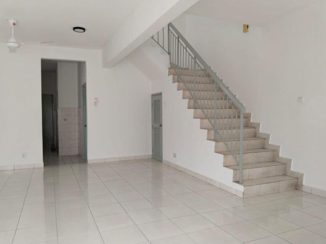 House for rent in Petaling, Alam Impian