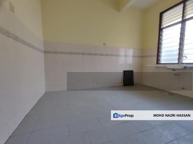 House for sale in Kuala Selangor, Selangor