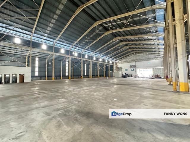 Warehouse for rent in Bandar Puncak Alam, Kuala Selangor