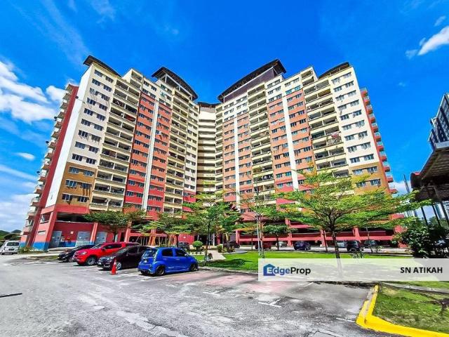 Condominium for sale in Petaling, Alam Impian