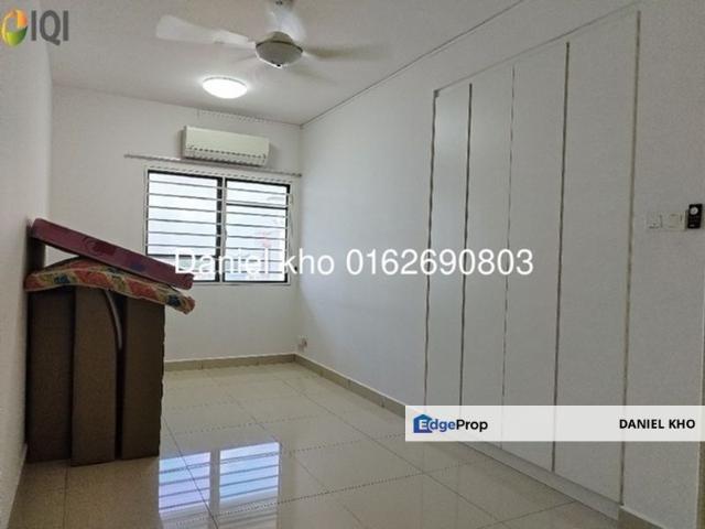 Condominium for sale in Petaling, Alam Impian