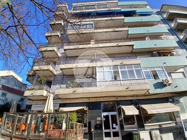 Apartamento alugar em Santo António, Lisboa