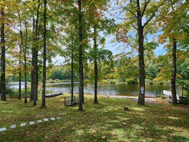 House for sale in Sherwood Forest, Becket
