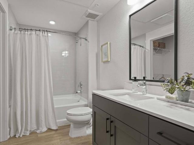 Apartment for rent in Castle Rock, Colorado