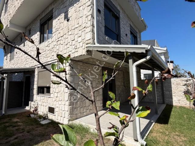Kocaali, Sakarya içerisinde satılık Villa