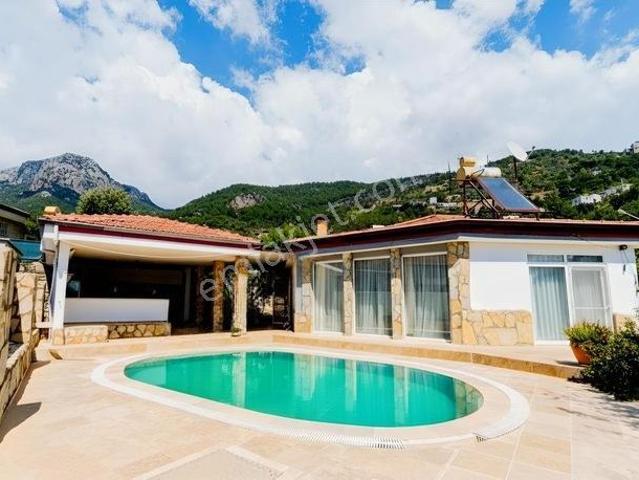Alanya, Antalya içerisinde satılık Villa