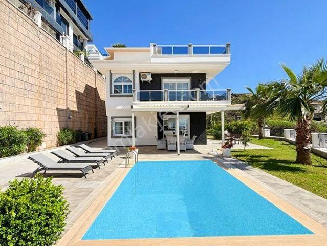 Alanya, Antalya içerisinde satılık Villa