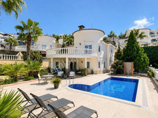Alanya, Antalya içerisinde satılık Villa