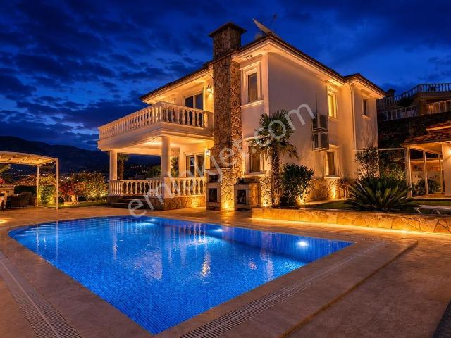 Alanya, Antalya içerisinde satılık Villa