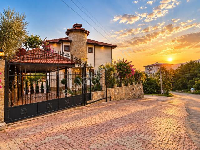 Alanya, Antalya içerisinde satılık Villa