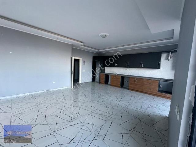 Alanya, Antalya içerisinde kiralık mülk