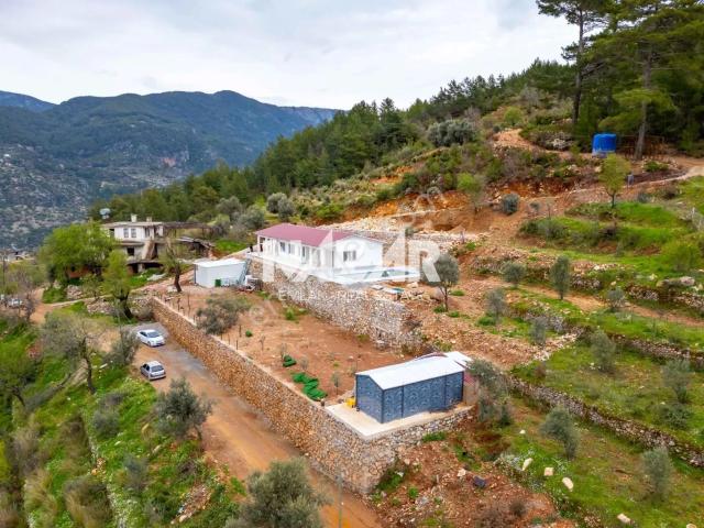 Alanya, Antalya içerisinde satılık Bahce kati
