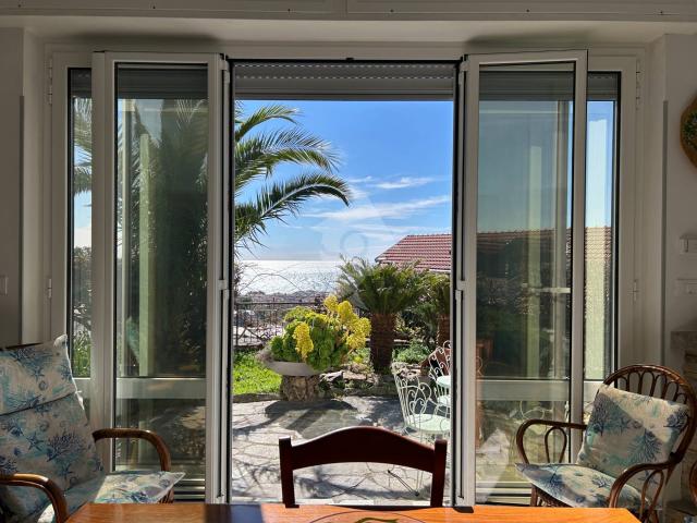 Villa Indipendente in affitto a Moglio, Alassio