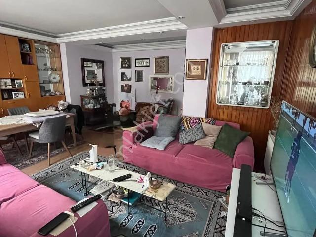 Alaybey Mahallesi, Karşıyaka içerisinde satılık mülk