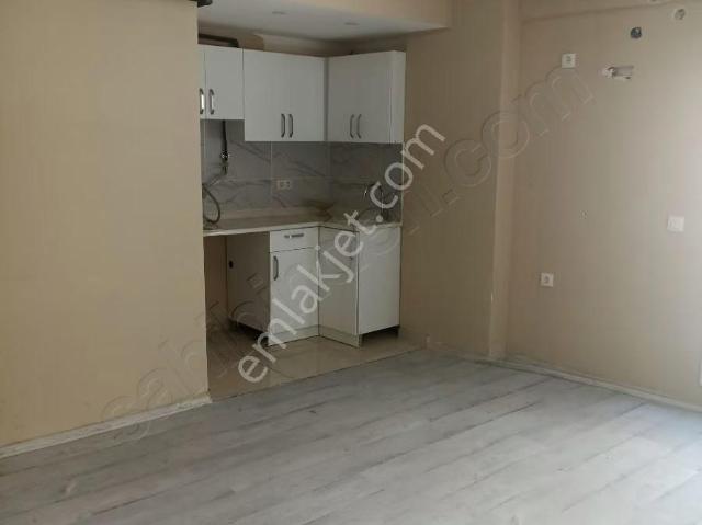Karşiyaka, İzmir içerisinde kiralık mülk